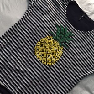 Striped pineapple tee